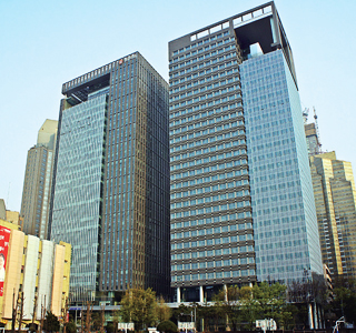 Samsung Jamsil Hyanggun A Tower (45,000㎡) / B Tower (45,000㎡)